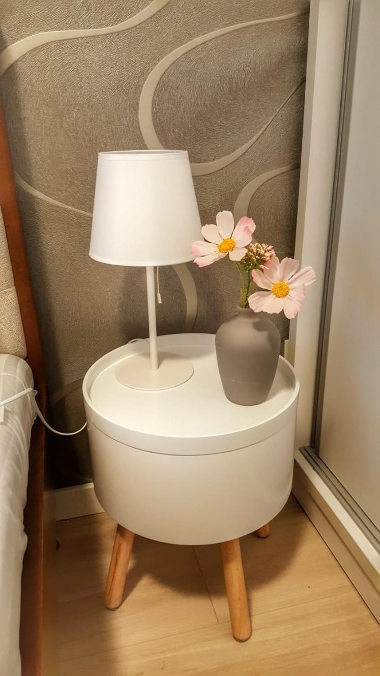Elias Central Apartment - 2 Bedrooms & Free Parking Oradea Eksteriør bilde